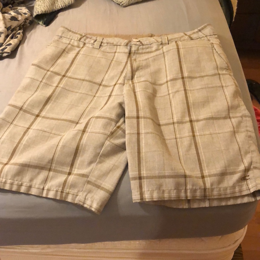 ONEILL PLAID SHORTS